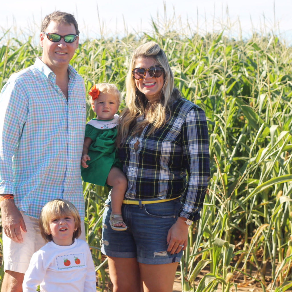 family-photo-at-holland-farms