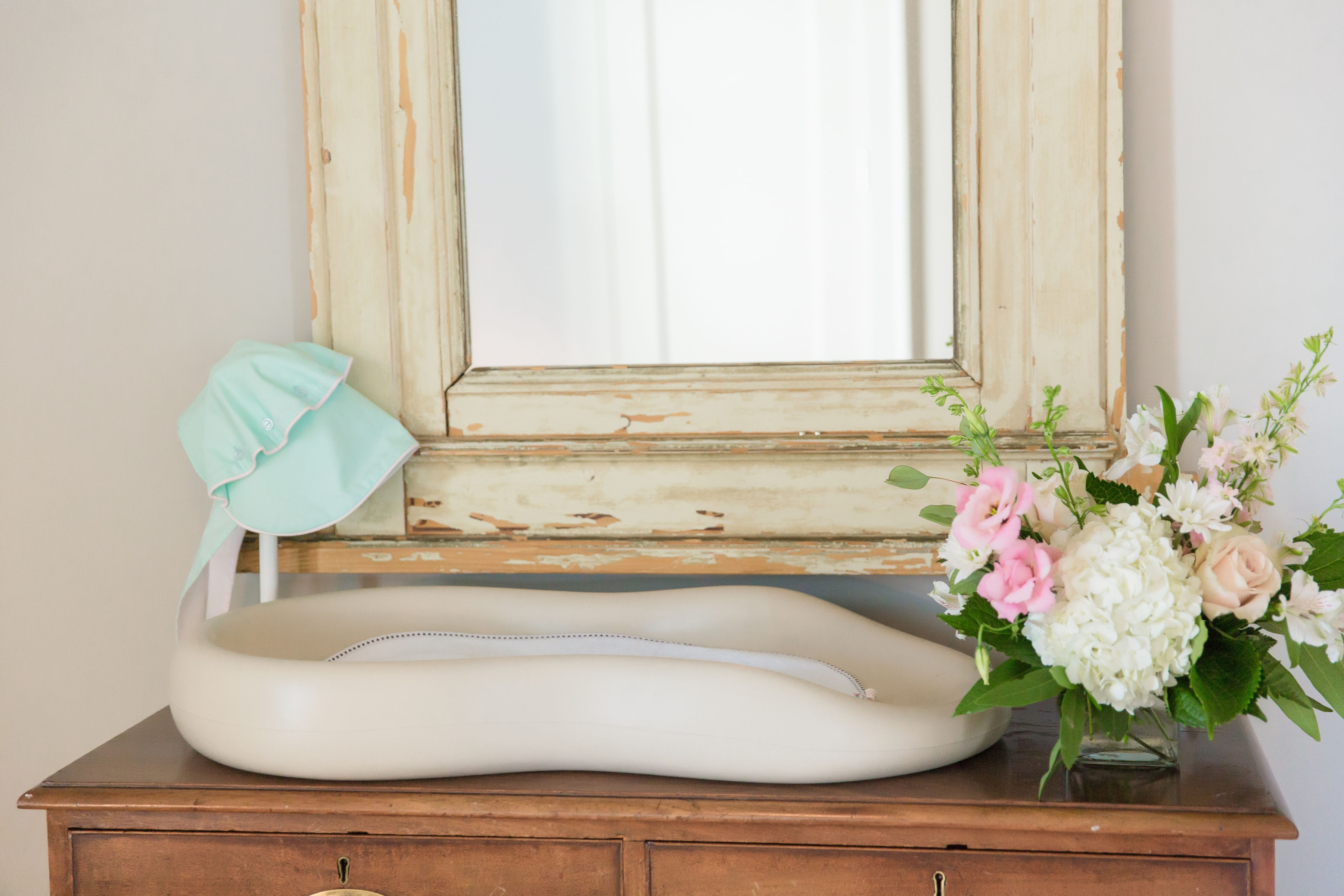 Peanut Changing Table Review